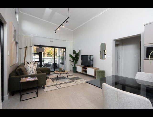 2 BEDROOM APARTMENT FOR SALE IN BRYANSTON